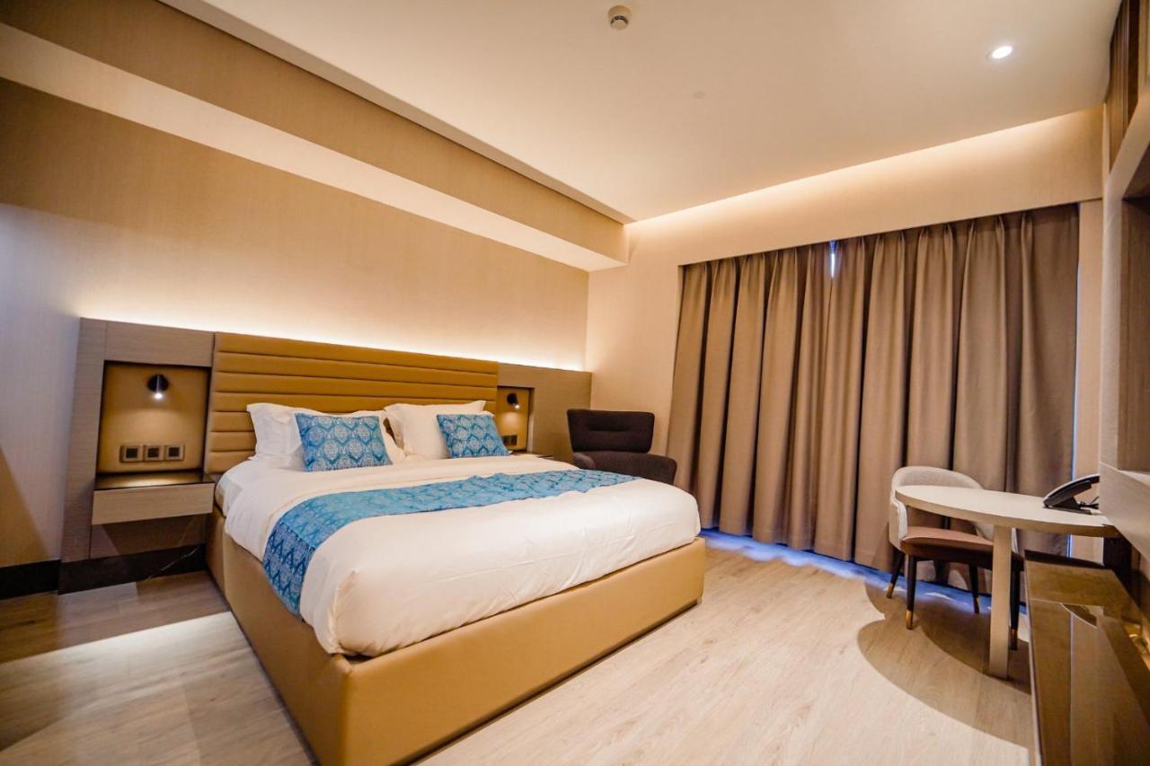 Bayprime Hotel Paranaque City Eksteriør bilde